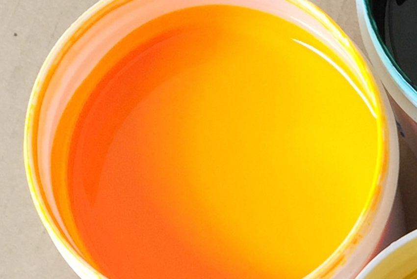橙色色膏
